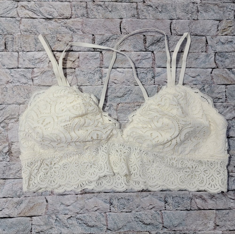 Beautiful Aerie Ivory Bralette Ladies Woman Large